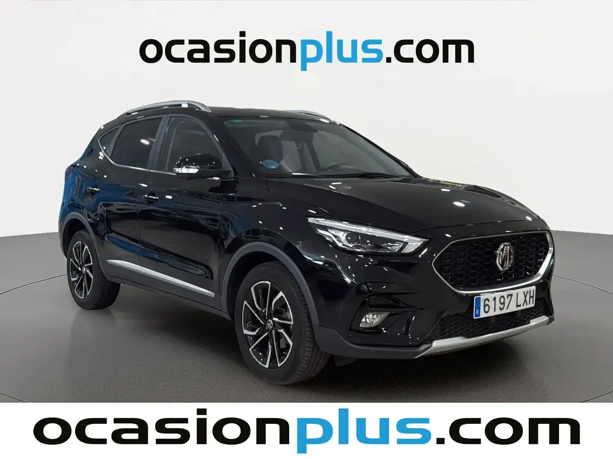 Usado MG ZS Luxury 111 CV (81 kW) 2022 Negro SUV