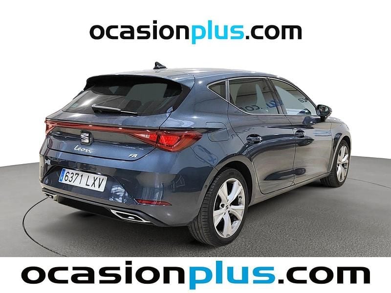 Usado Seat Leon FR 150 CV (110 kW) 2022 Gris Utilitario