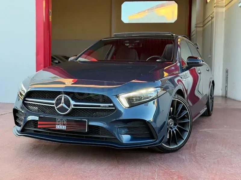 Käytetty Mercedes A35 AMG 306 HP (225 kW) 2021 Sininen Sedan