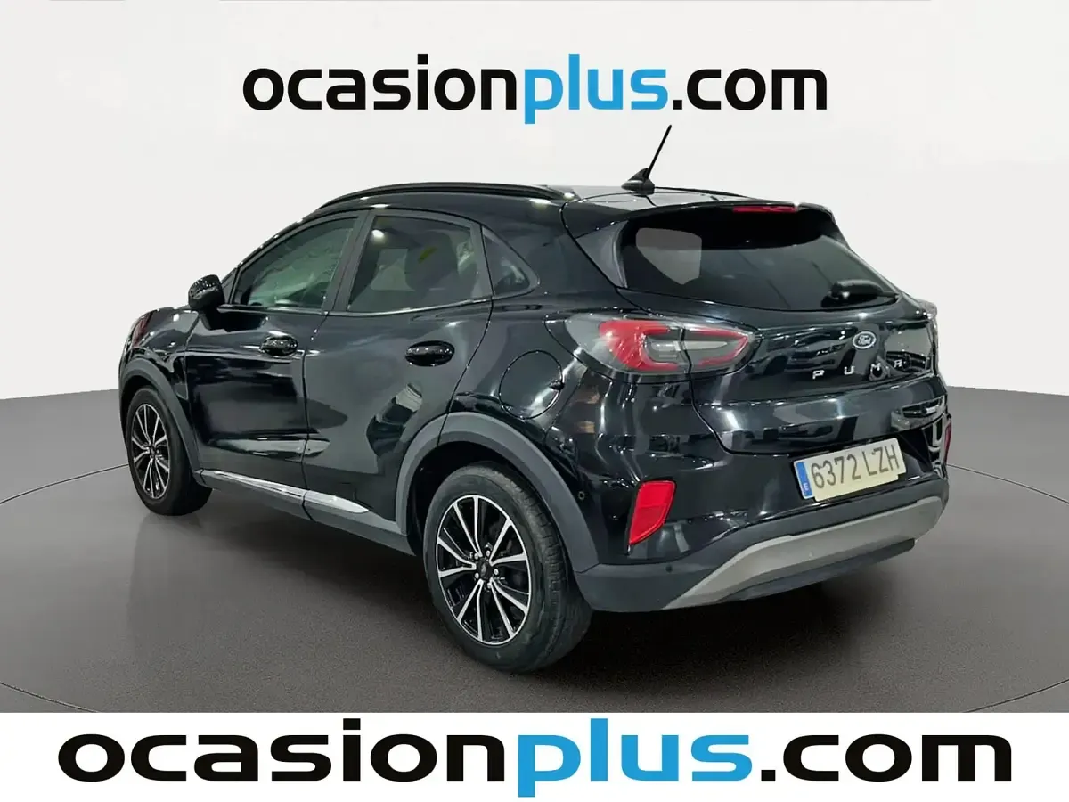 Usado Ford Puma Titanium 125 CV (91 kW) 2022 Negro SUV