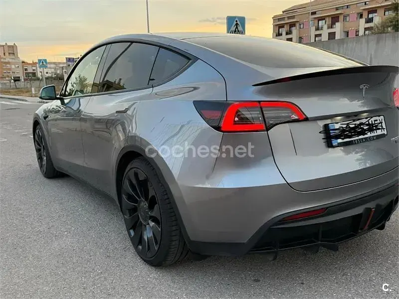 Usado Tesla Model Y Performance 402 kW (547 CV) 2023 Eléctrico SUV