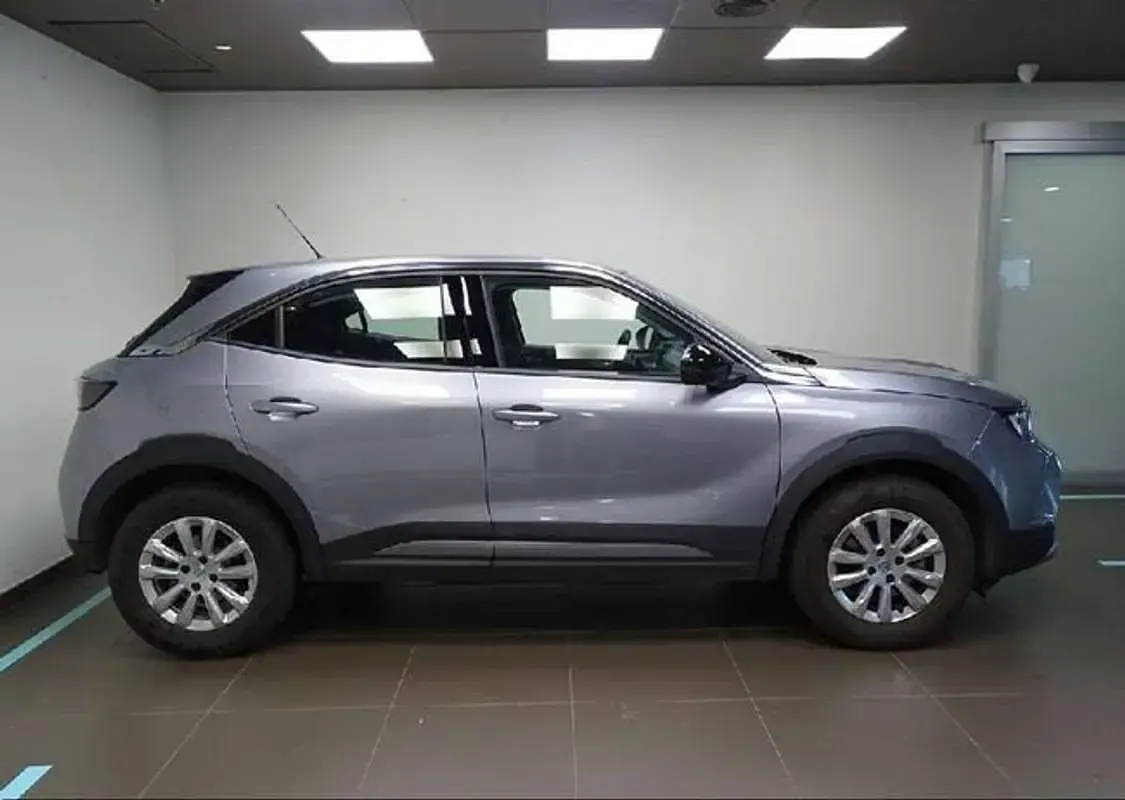 Usado Opel Mokka-e Edition 100 kW (137 CV) 2023 Gris SUV