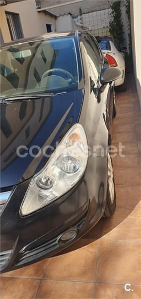 Usado Opel Corsa 95 CV (69 kW) 2010 Negro Utilitario