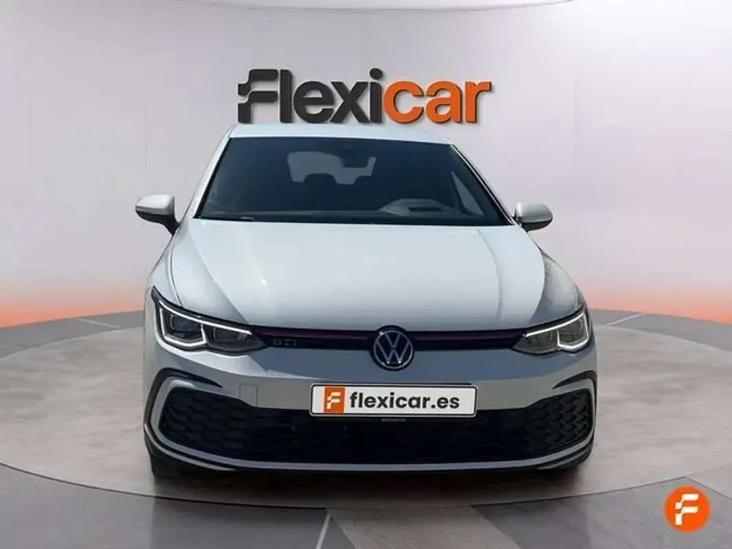 Usado VW Golf VIII GTI 245 CV (180 kW) 2020 Blanco Utilitario