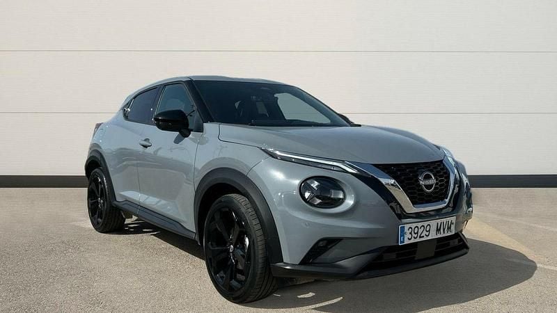 Gris / plata Usado 2024 Nissan Juke Tekna SUV | 21.900 € (Precio justo) - Imagen 1/4