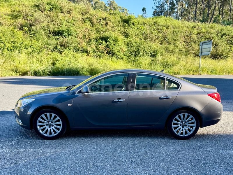 Gris / plata Usado 2012 Opel Insignia Selective Berlina | 7800 € (Un poco caro) - Imagen 1/4