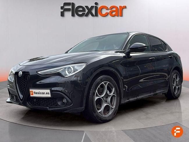 Usado Alfa Romeo Stelvio Sprint 190 CV (139 kW) 2022 Negro SUV