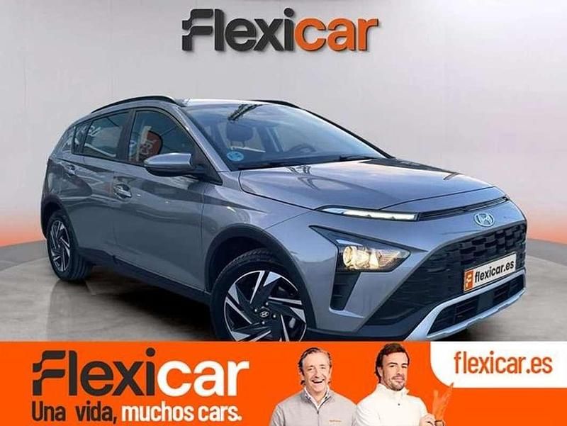 Gris Usado 2022 Hyundai Bayon SUV | 12.390 € (Precio justo) - Imagen 1/4