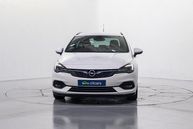 Usado Opel Astra GS Line 110 CV (80 kW) 2021 Blanco Familiar