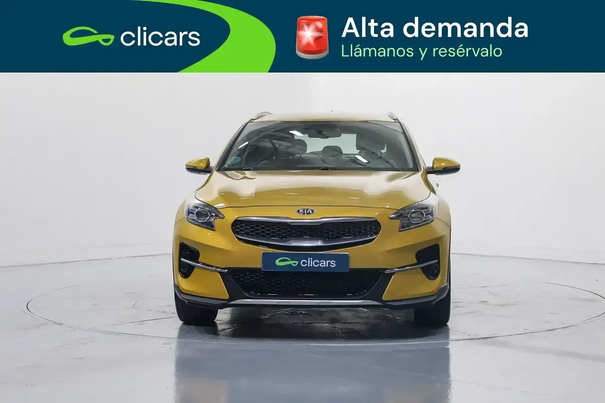 Usado Kia XCeed 160 CV (117 kW) 2022 Amarillo SUV