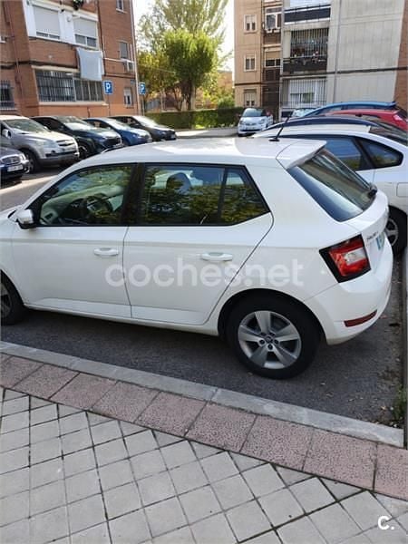 Blanco Usado 2019 Skoda Fabia Business Line Berlina | 9900 € (Precio justo) - Imagen 1/4