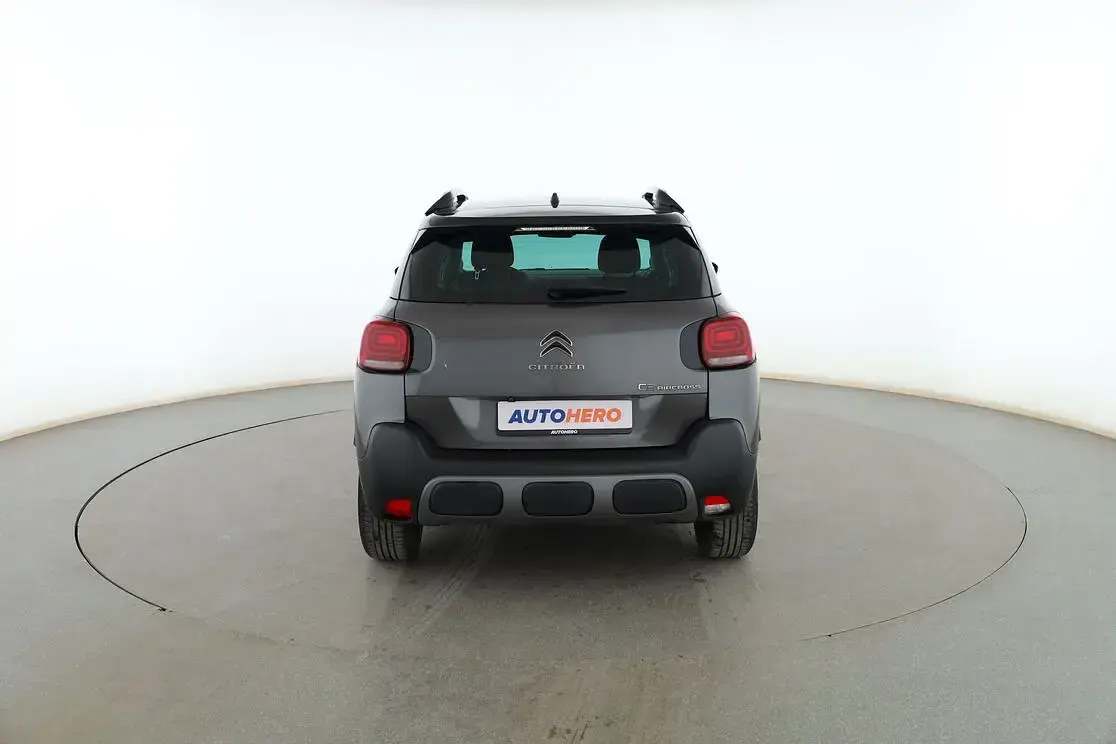 Usado Citroën C3 Aircross PureTech 110 CV (80 kW) 2023 Gris SUV