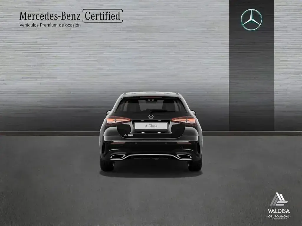 Usado Mercedes A180 136 CV (100 kW) 2025 Negro Berlina