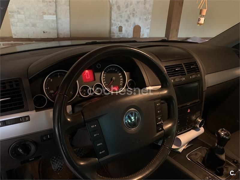Gris / plata Usado 2006 VW Touareg R SUV | 8500 € (Precio justo) - Imagen 1/3