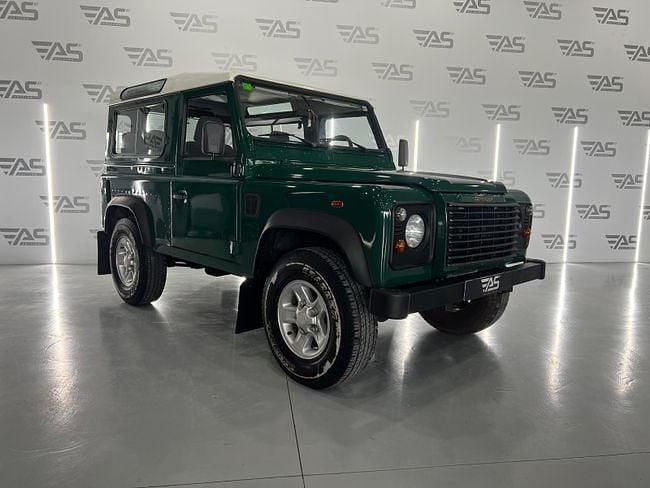 Usado Land Rover Defender SE 122 CV (89 kW) 2002 Verde Familiar