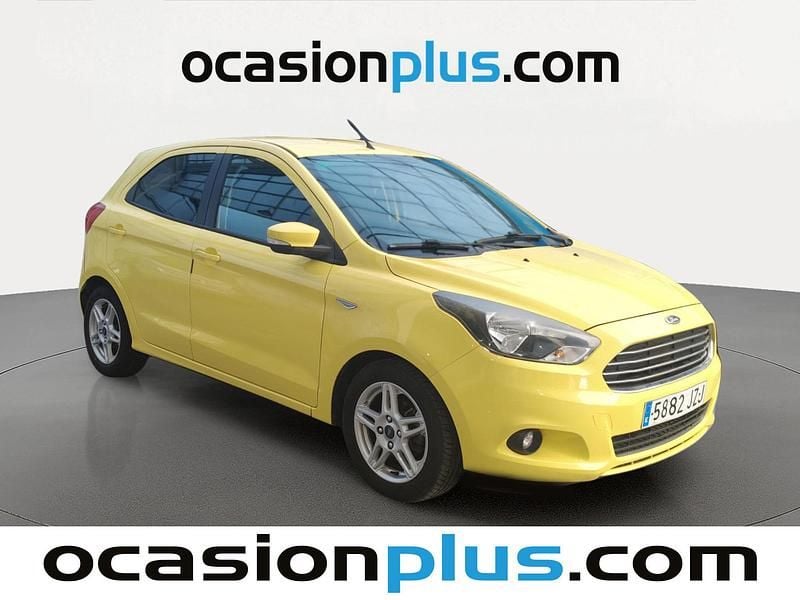Usado Ford Ka Ultimate 85 CV (62 kW) 2017 Amarillo Berlina