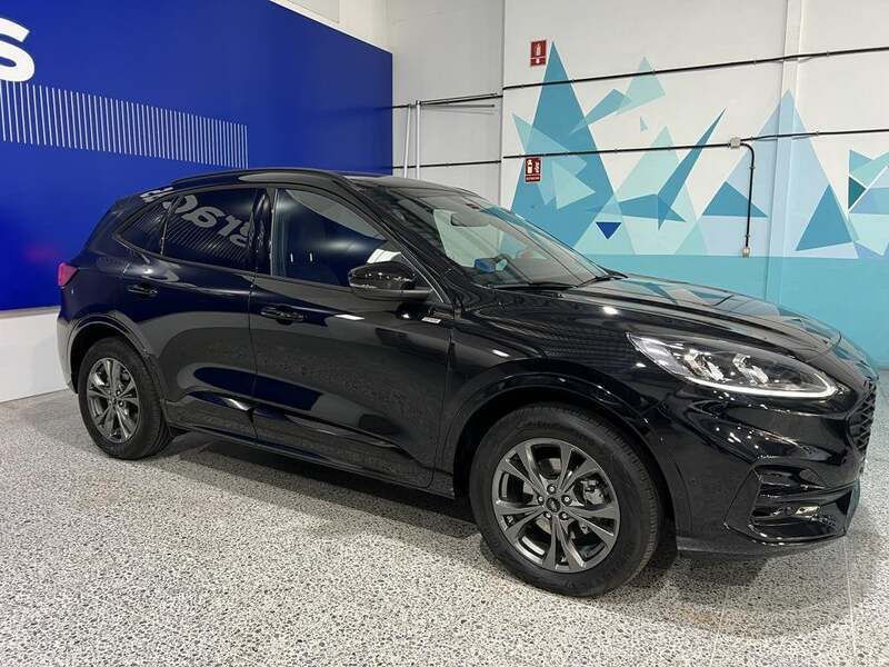 Negro Usado 2022 Ford Kuga ST-Line X SUV | 27.001 € (Buen precio) - Imagen 1/4