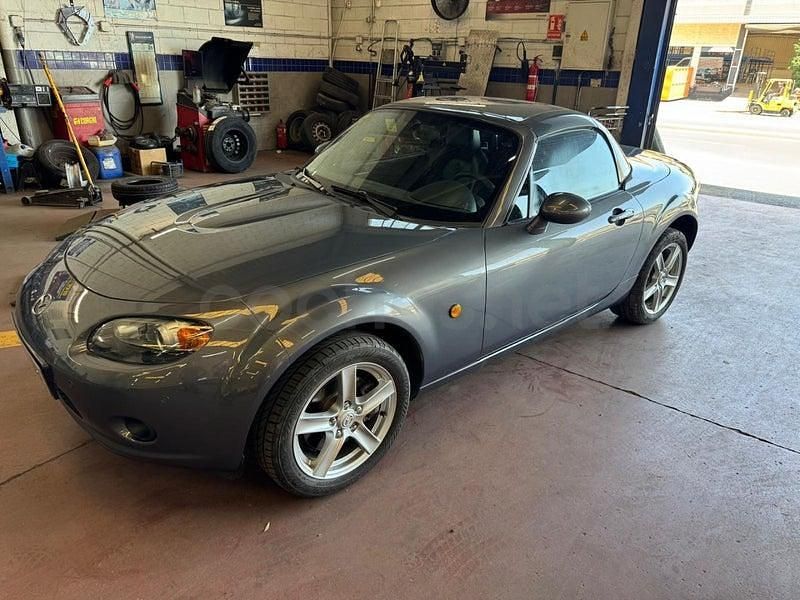 Usado Mazda MX5 Active 126 CV (92 kW) 2008 Gris / plata Descapotable