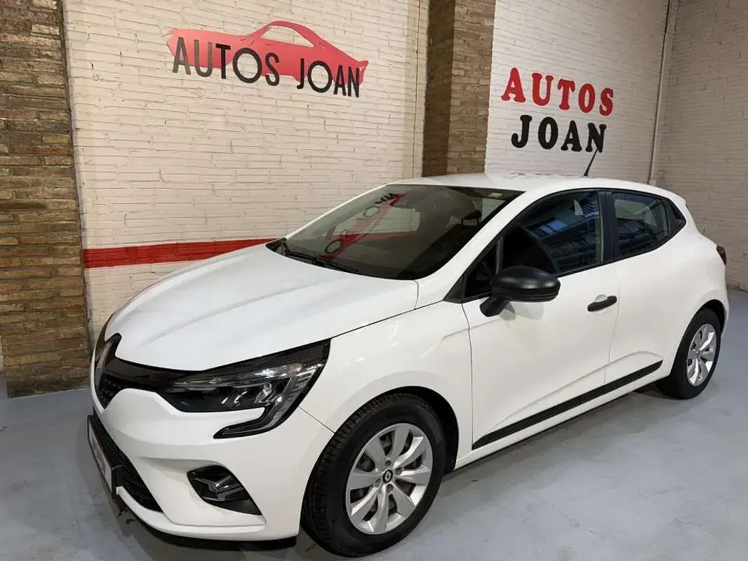 Usado Renault Clio 86 CV (63 kW) 2020 Blanco Utilitario