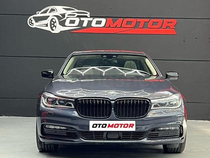 Usado BMW 730 Comfort Edition 265 CV (194 kW) 2018 Gris / plata Berlina