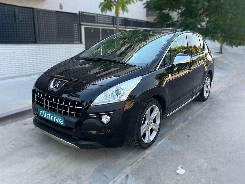 Usado Peugeot 3008 Allure 150 CV (110 kW) 2013 Negro Familiar