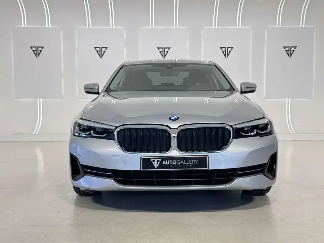 Usado BMW 520 190 CV (139 kW) 2020 Gris Berlina