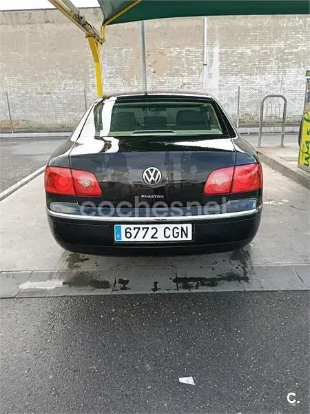 Usado VW Phaeton 240 CV (176 kW) 2003 Negro Berlina