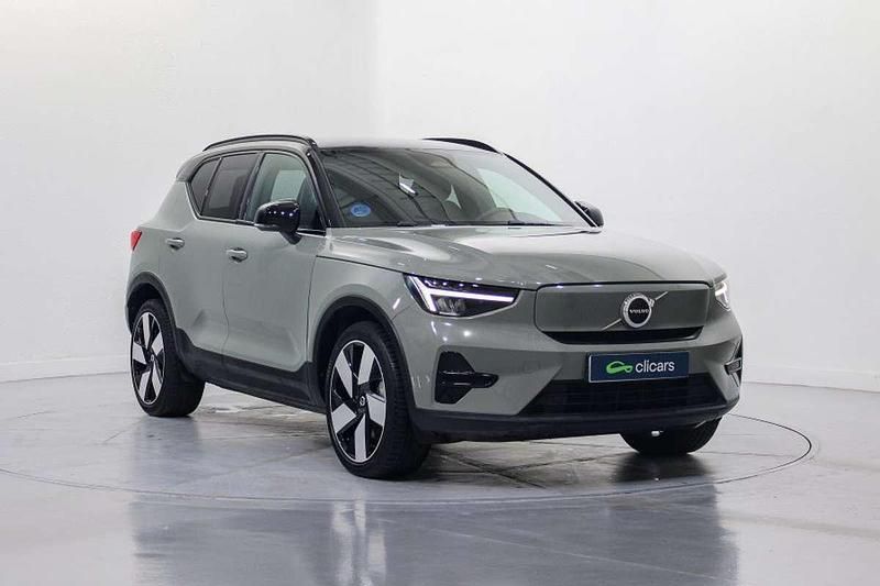 Usado Volvo XC40 Plus 180 kW (245 CV) 2023 Verde SUV