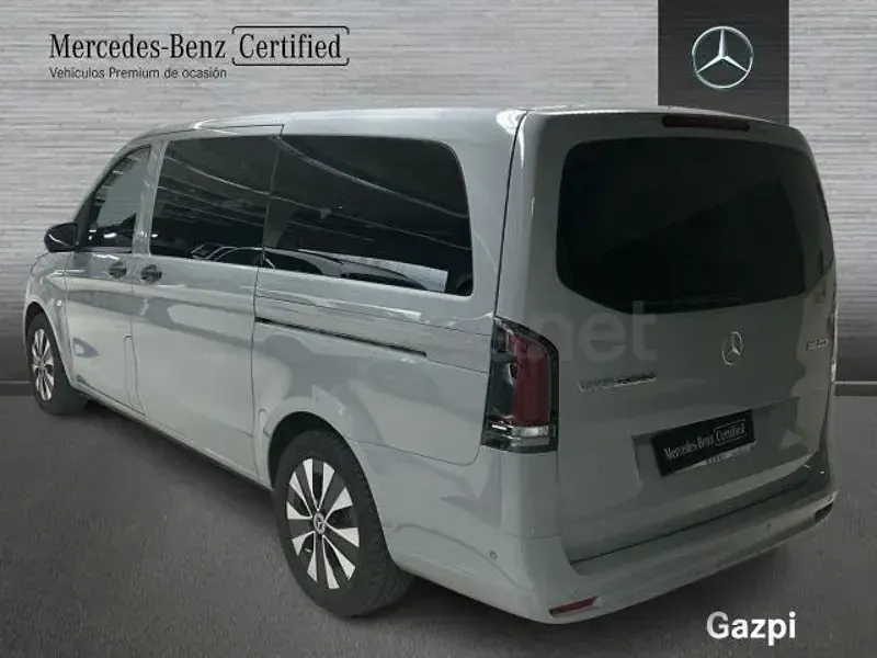 Nuevo Mercedes Vito 163 CV (119 kW) 2026 Gris / plata Van