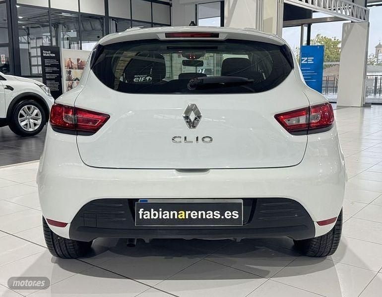 Usado Renault Clio IV Business 90 CV (66 kW) 2019 Blanco Berlina