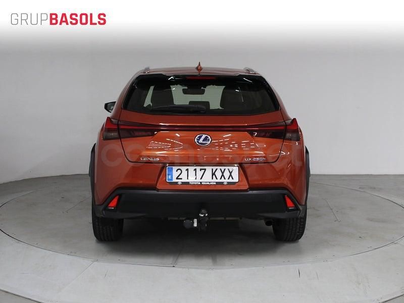 Usado Lexus UX Business Edition 184 CV (135 kW) 2019 Blanco SUV
