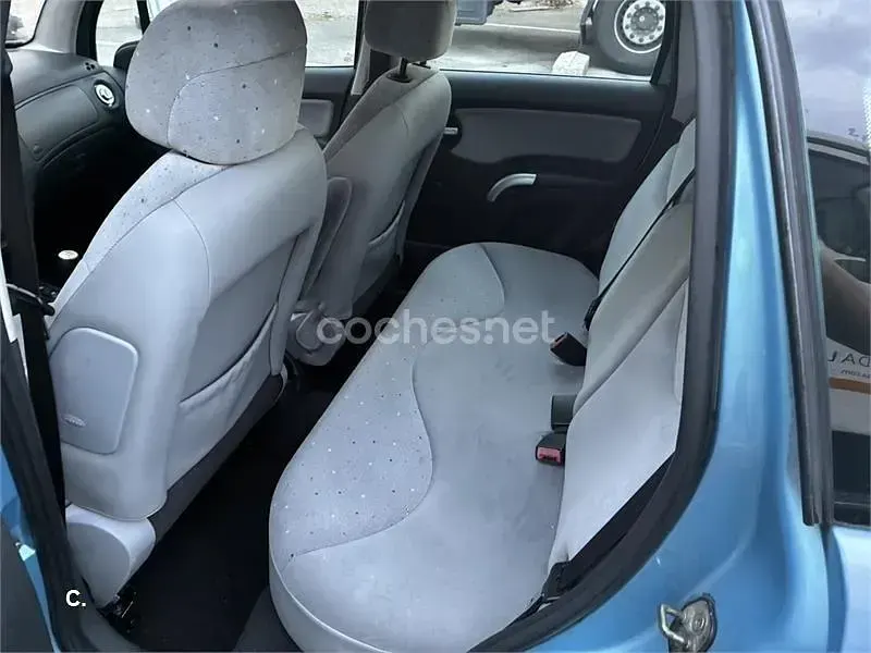 Usado Citroën C3 70 CV (51 kW) 2003 Azul Berlina