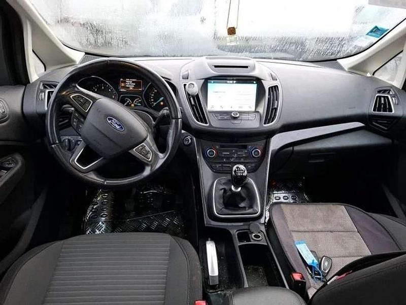 Usado Ford S-MAX Trend 120 CV (88 kW) 2019 Gris Monovolumen