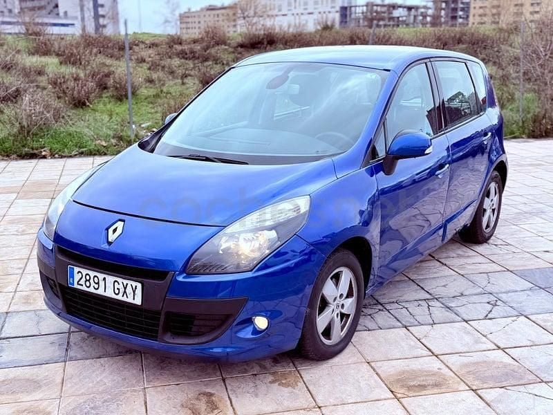 Usado Renault Scénic III Dynamique 105 CV (77 kW) 2010 Azul Monovolumen