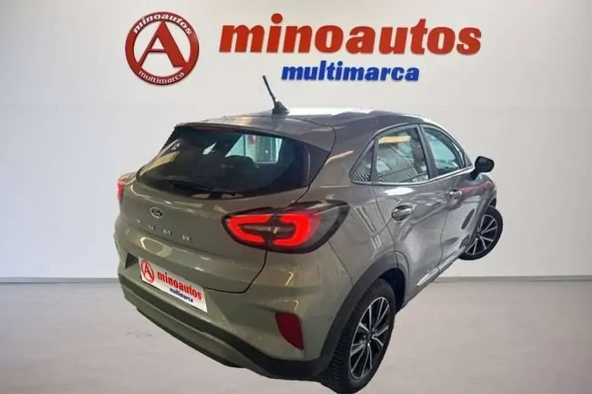Usado Ford Puma Titanium 125 CV (91 kW) 2024 Gris SUV
