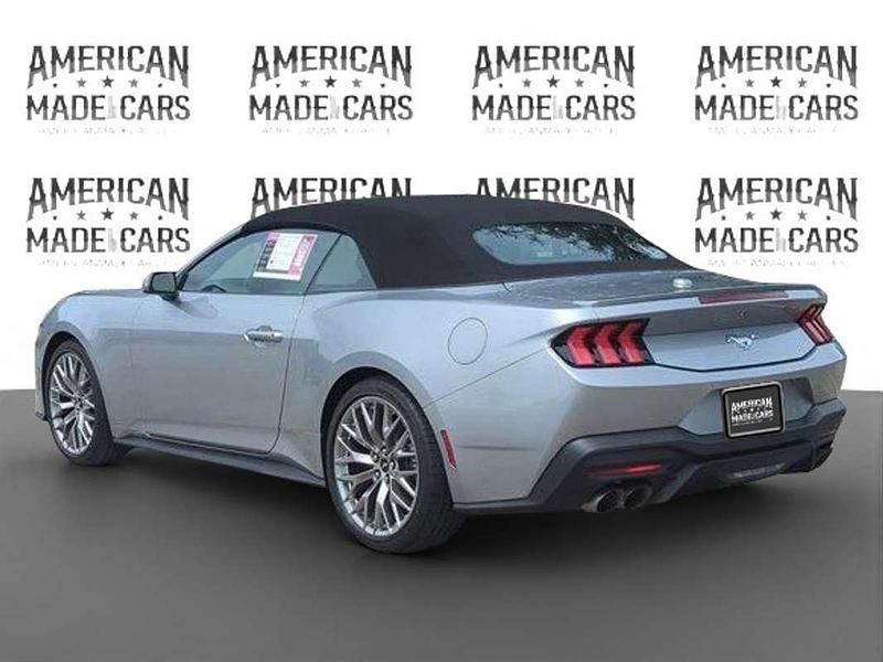 Usado Ford Mustang Premium 315 CV (231 kW) 2024 Descapotable