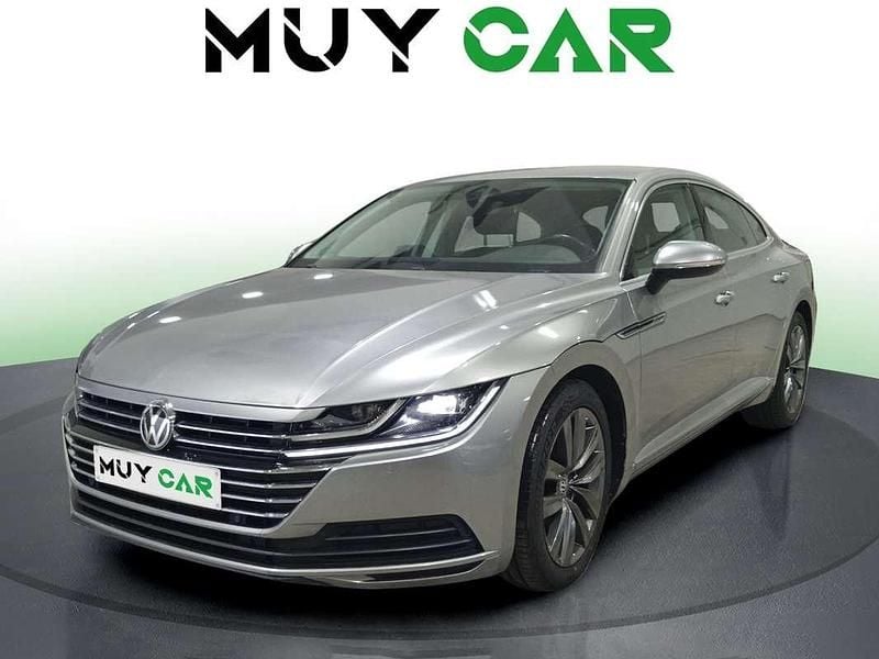Usado VW Arteon 150 CV (110 kW) 2019 Plateado Utilitario