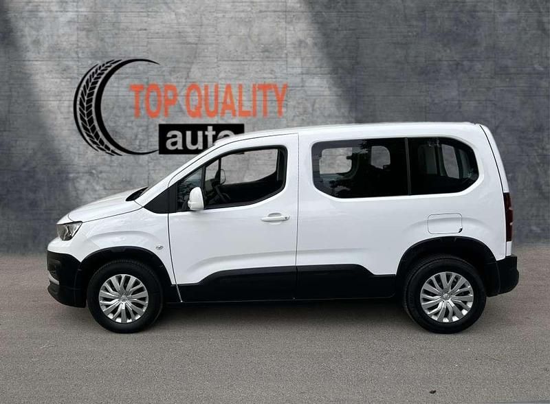 Usado Peugeot Rifter Active 102 CV (75 kW) 2021 Blanco Monovolumen