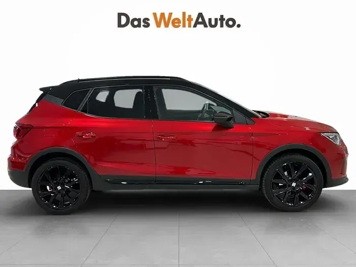 Usado Seat Arona FR 115 CV (84 kW) 2025 Rojo SUV