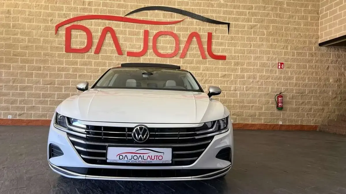 Usado VW Arteon Elegance 218 CV (160 kW) 2021 Blanco Coupe