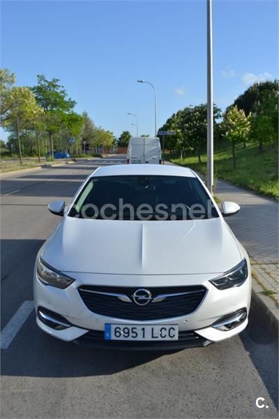 Blanco Usado 2019 Opel Insignia Berlina | 11.000 € (Precio justo) - Imagen 1/4