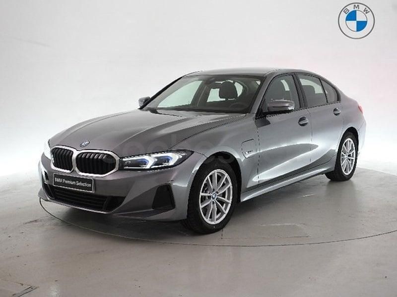 Usado BMW 320e Shadowline 204 CV (150 kW) 2024 Gris / plata Berlina