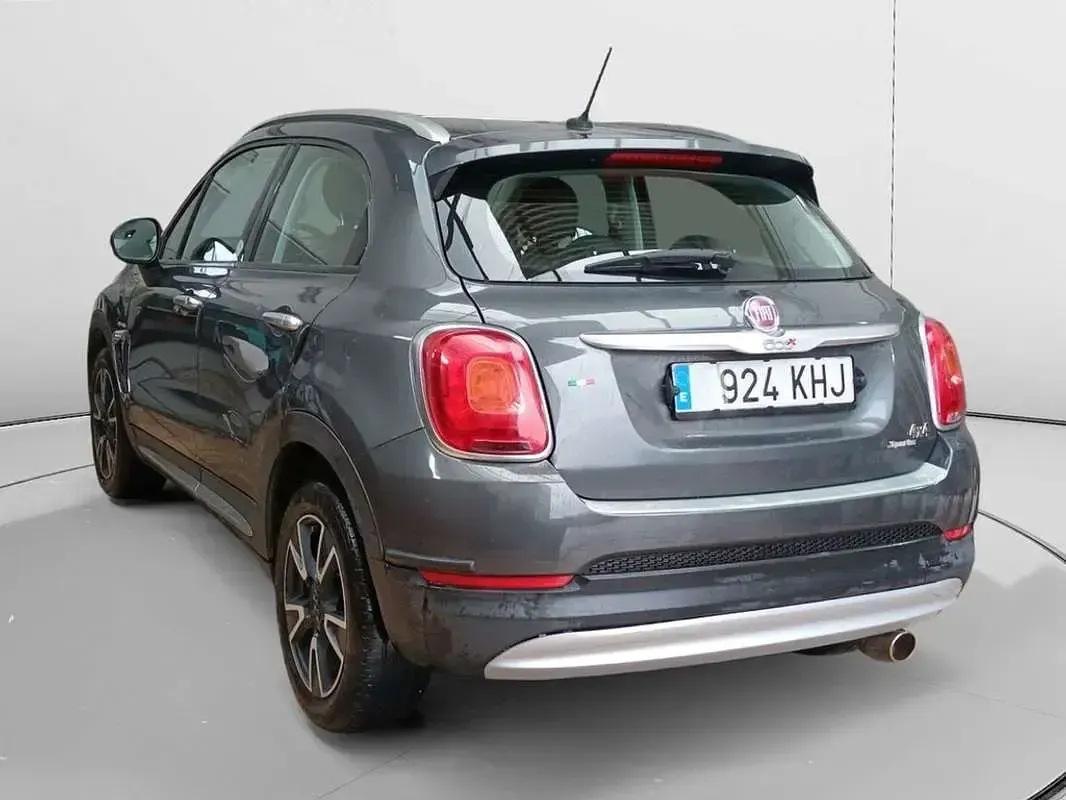 Usado Fiat 500X Mirror 95 CV (69 kW) 2018 Gris SUV