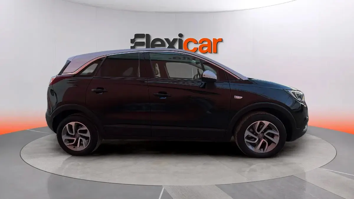 Usado Opel Crossland X Excellence 131 CV (96 kW) 2017 Negro SUV