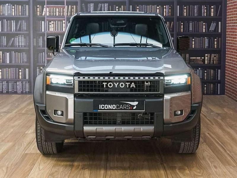 Usado Toyota Land Cruiser 207 CV (152 kW) 2025 Marrón SUV