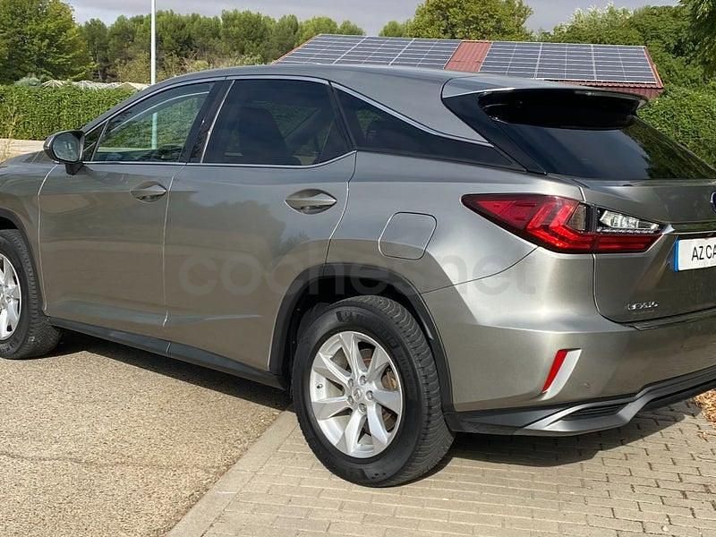 Usado Lexus RX450h Business Edition 313 CV (230 kW) 2018 Gris / plata SUV