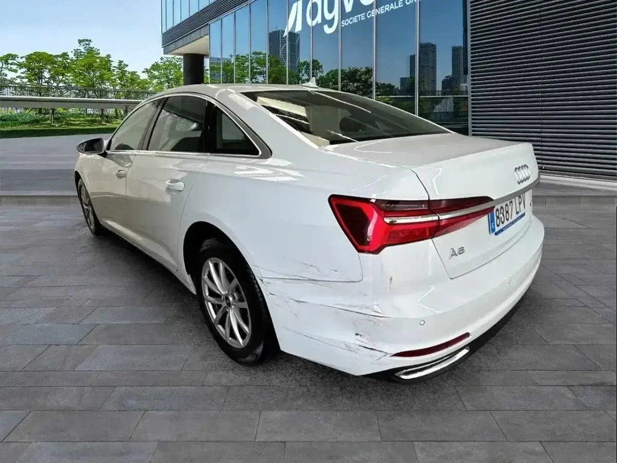 Käytetty Audi A6 204 HP (150 kW) 2021 Valkoinen Sedan
