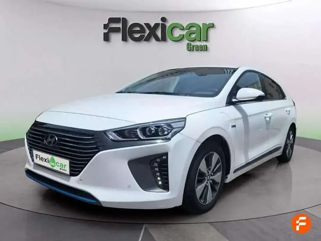 Usado Hyundai Ioniq 141 CV (103 kW) 2020 Blanco Utilitario