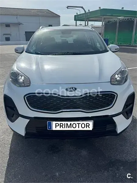 Usado Kia Sportage Style 132 CV (97 kW) 2019 Blanco SUV