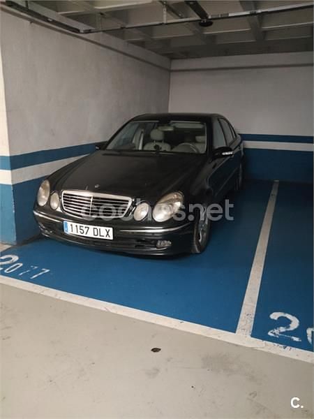 Usado Mercedes E320 Avantgarde 224 CV (164 kW) 2005 Negro Berlina